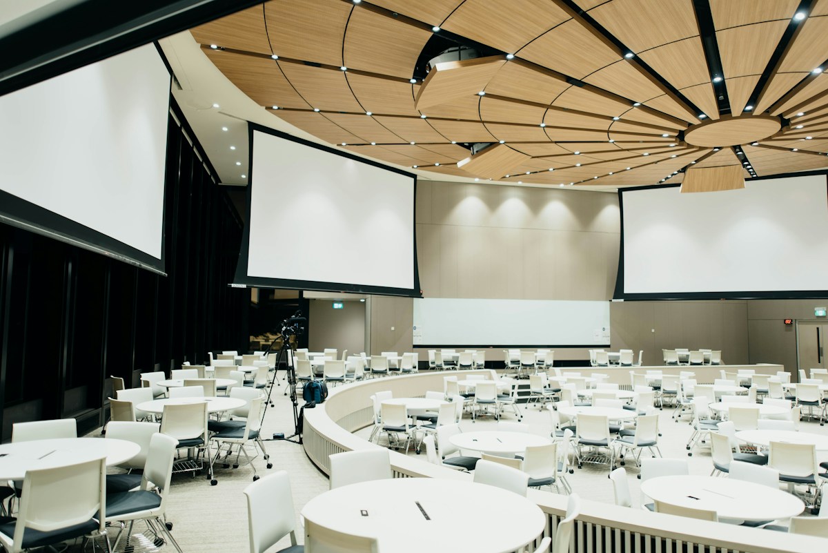 Conference and Meeting Hall at Hotel The Moon
