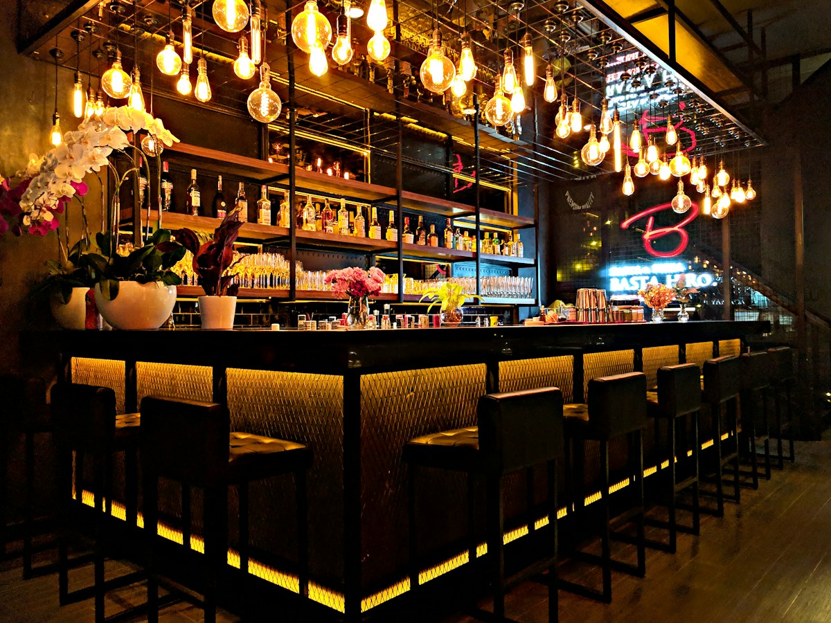 Catering and Desserts at Hotel The Moon
